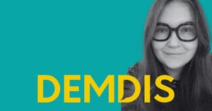 Padá demokracia … želajte si niečo!